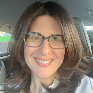 Meet your Posher, Rosalia